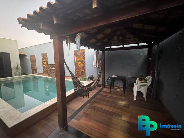 #33 - Casa para Venda em Cuiabá - MT - 2
